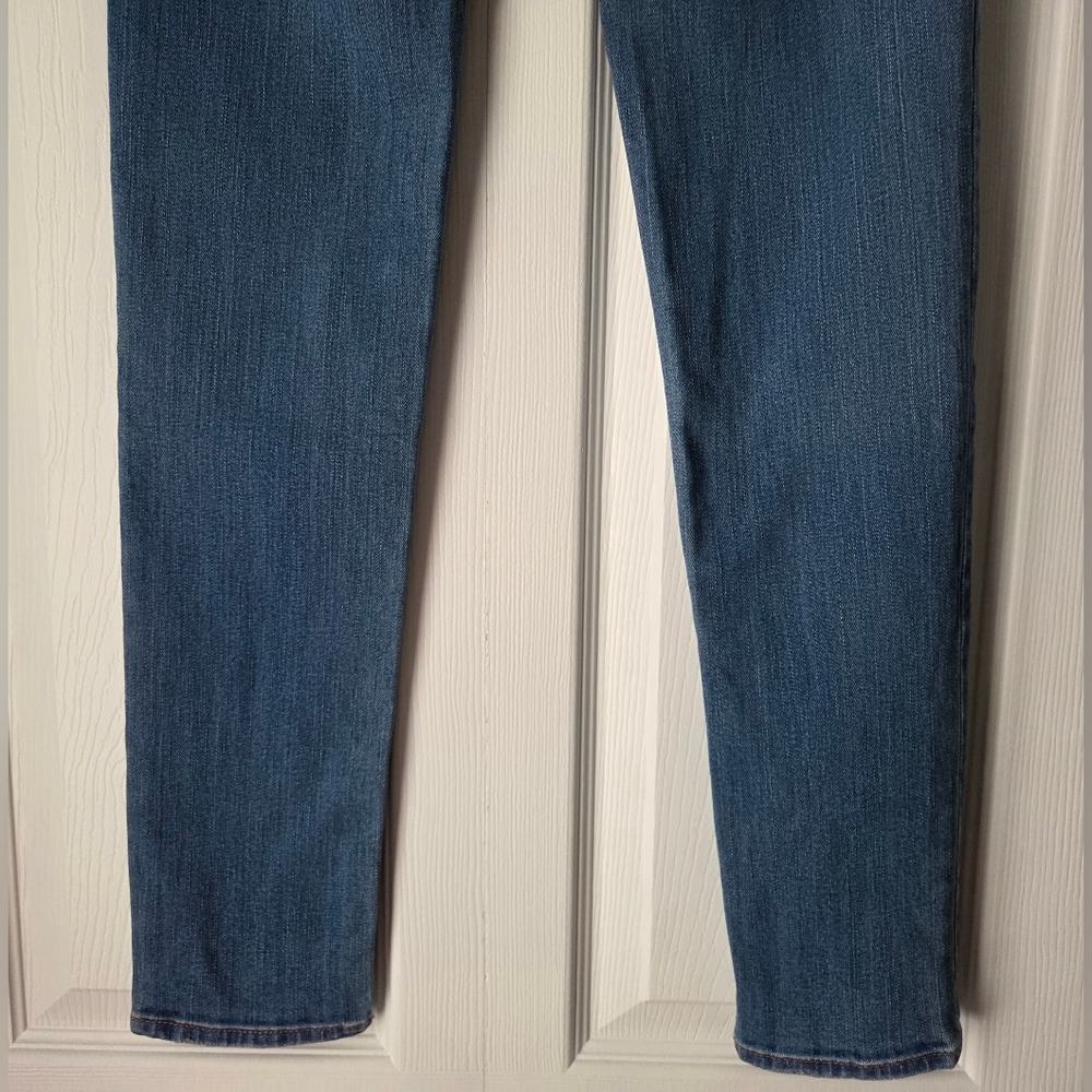 WHBM Light Blue Women's Slim Jeans With Faux Leather Trim Size 00 - Picture 12 of 16